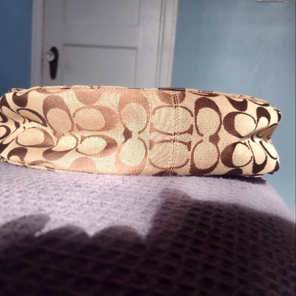 Coach Chelsea Signature Brown Canvas Shoulder Tote Bag Purse - Picture 7 of 12